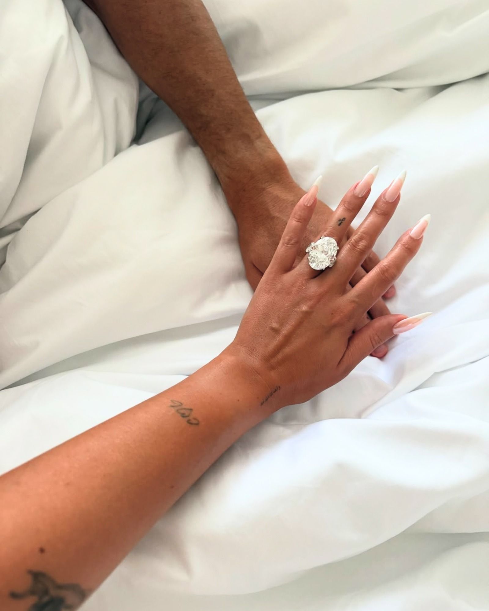 Nhẫn cầu hôn của Cristiano Ronaldo dành cho Georgina Rodriguez